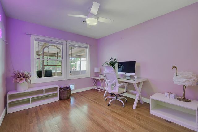 1411 Las Salinas Way, Sacramento, CA 95864