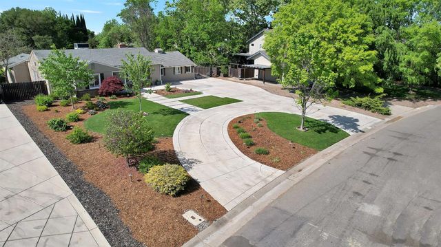 1411 Las Salinas Way, Sacramento, CA 95864