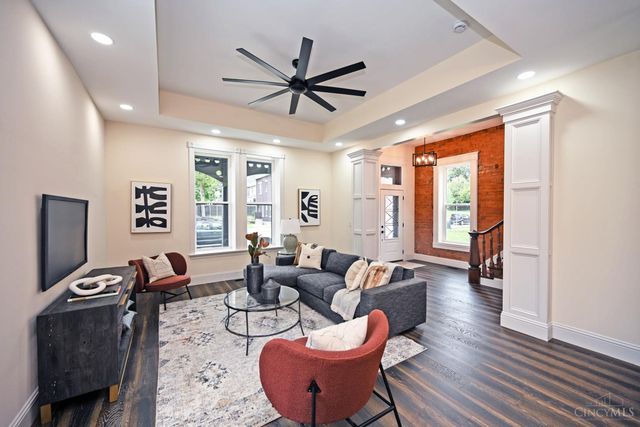 1810 Hewitt Avenue, Cincinnati, OH 45207