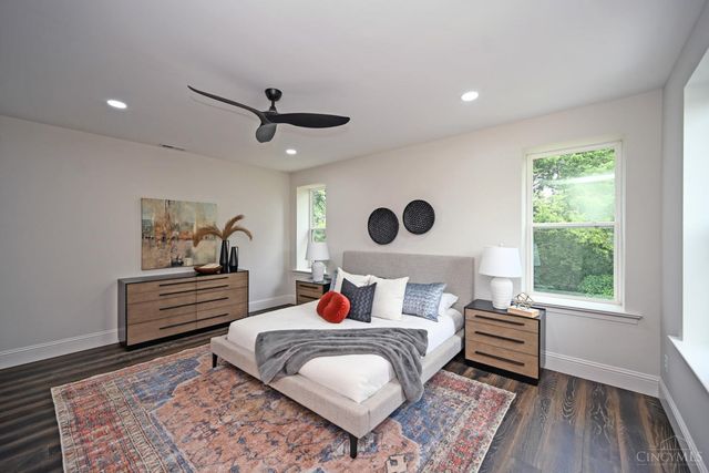 1810 Hewitt Avenue, Cincinnati, OH 45207
