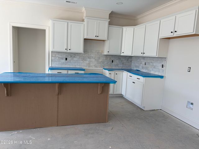 600 Megan Drive, Greenville, NC 27834
