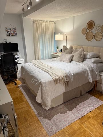 357 Commercial Street 716, Boston, MA 02109