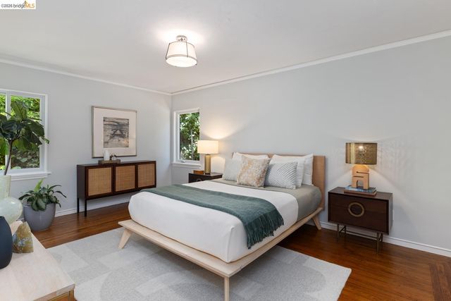 371 Rugby Ave, Berkeley, CA 94708
