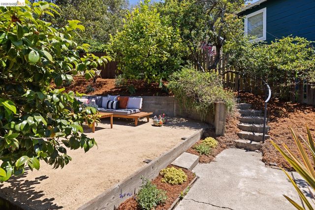 371 Rugby Ave, Berkeley, CA 94708
