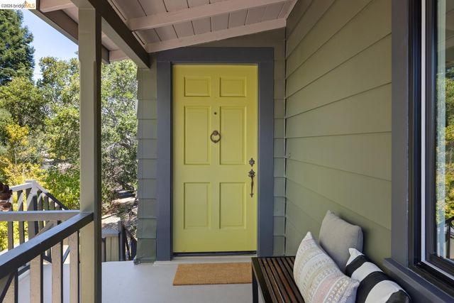 371 Rugby Ave, Berkeley, CA 94708