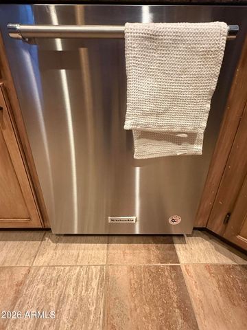 4229 E RANCHO CALIENTE Drive, Cave Creek, AZ 85331