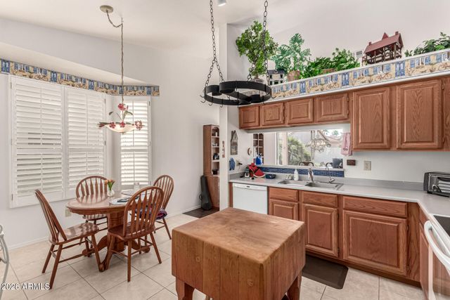 1521 E FIRESTONE Drive, Chandler, AZ 85249