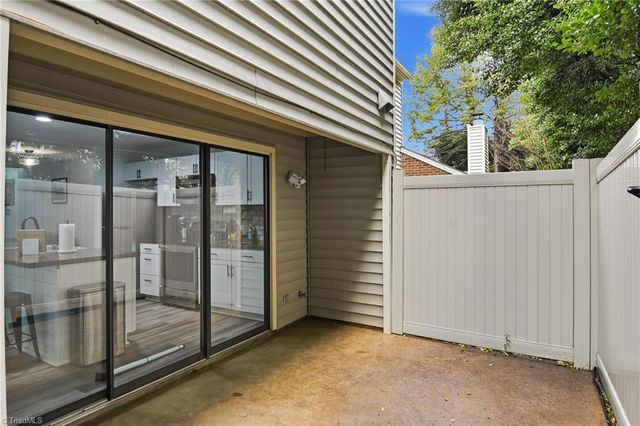 209 Tanners Mill Court, Winston-salem, NC 27101