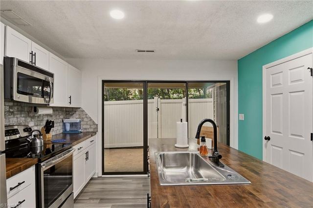 209 Tanners Mill Court, Winston-salem, NC 27101