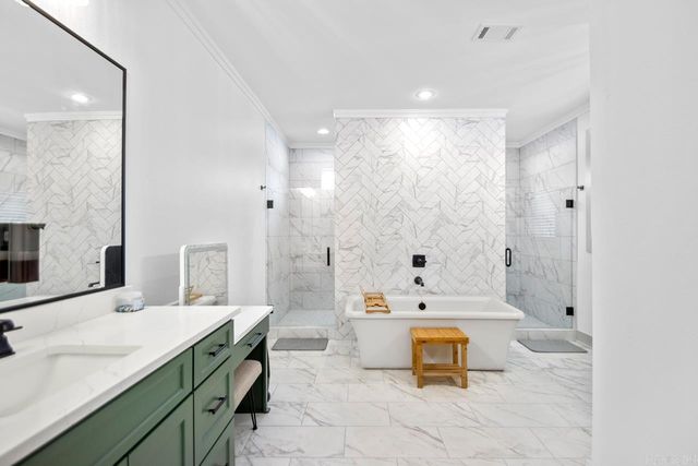 6113 Fait Road, Benton, AR 72019