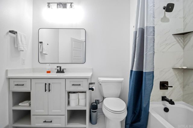 6113 Fait Road, Benton, AR 72019