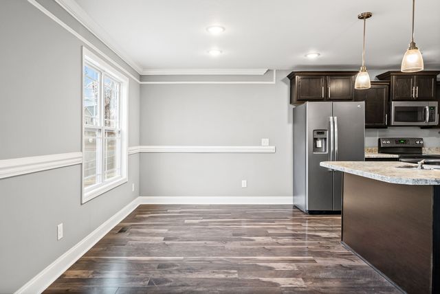 143 Sycamore Hill Dr, Clarksville, TN 37042