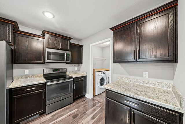 143 Sycamore Hill Dr, Clarksville, TN 37042