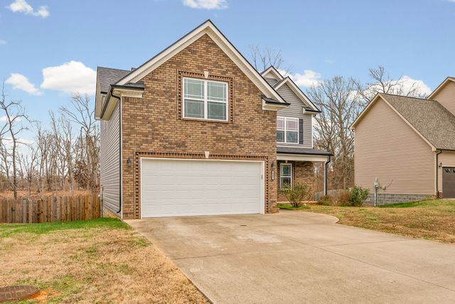 143 Sycamore Hill Dr, Clarksville, TN 37042