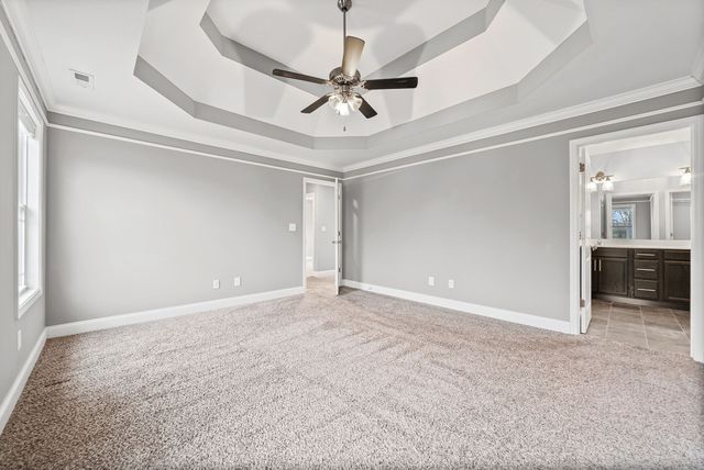 143 Sycamore Hill Dr, Clarksville, TN 37042