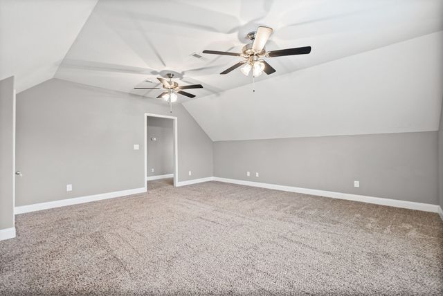 143 Sycamore Hill Dr, Clarksville, TN 37042