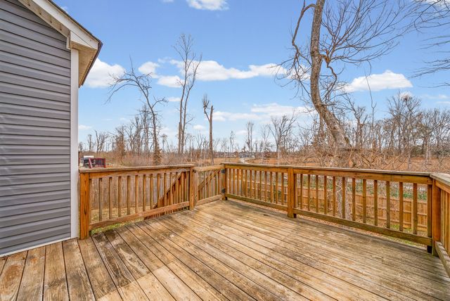 143 Sycamore Hill Dr, Clarksville, TN 37042