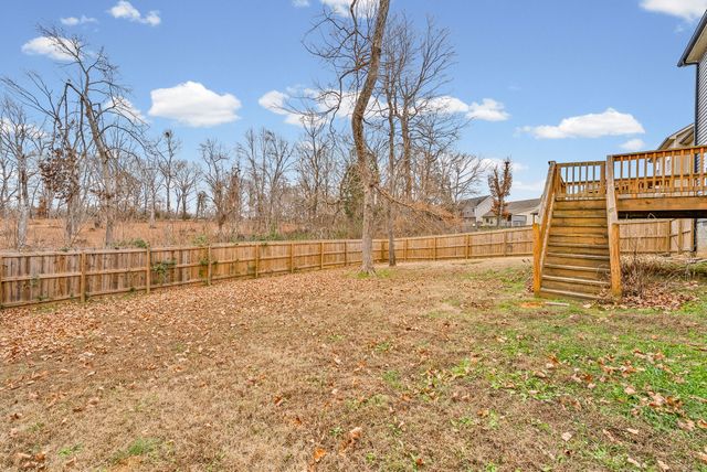 143 Sycamore Hill Dr, Clarksville, TN 37042