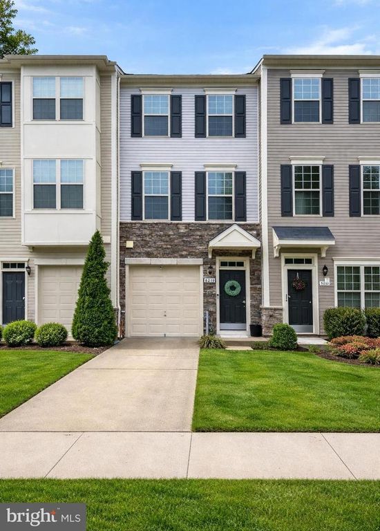 8219 HOLLOW CT, Severn, MD 21144