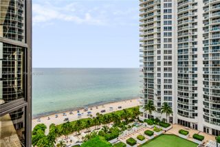 6423 Collins Avenue 1702, Miami Beach, FL 33141