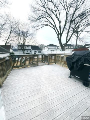 9-04 5th Street 4, Fair Lawn, NJ 07410