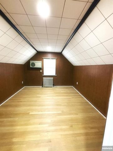 9-04 5th Street 4, Fair Lawn, NJ 07410