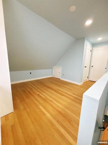 9-04 5th Street 4, Fair Lawn, NJ 07410