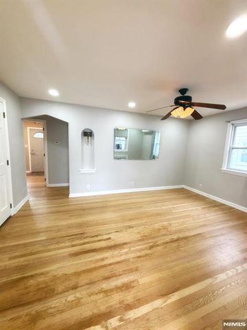 9-04 5th Street 4, Fair Lawn, NJ 07410