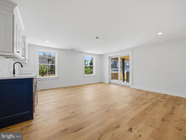 1034-B LONG BEACH BLVD, Long Beach Township, NJ 08008