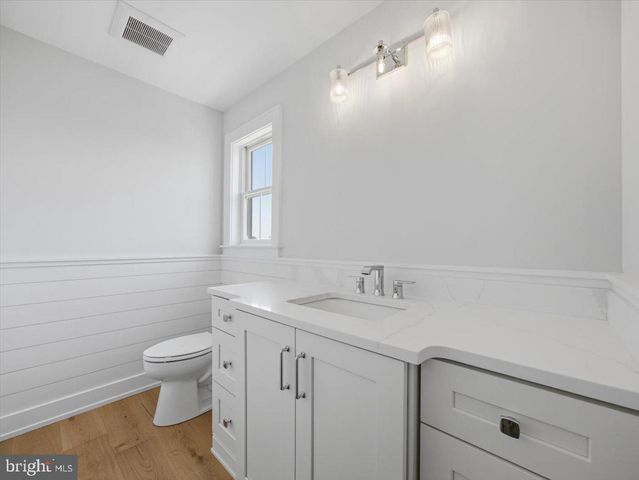 1034-B LONG BEACH BLVD, Long Beach Township, NJ 08008