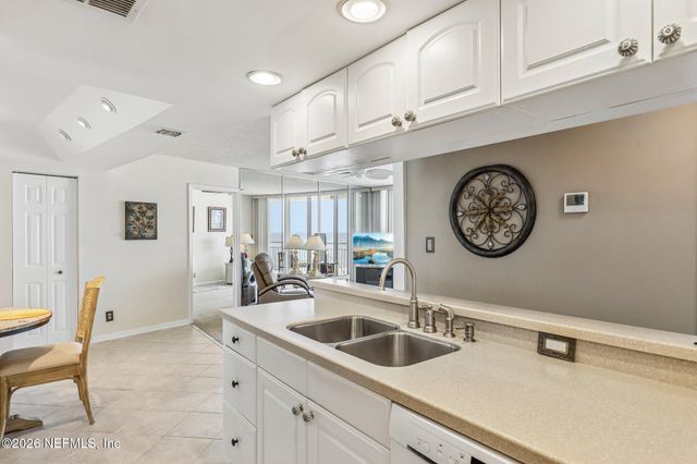 1601 OCEAN Drive 402, Jacksonville Beach, FL 32250