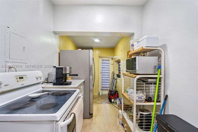 2364 SW 14th St, Miami, FL 33145