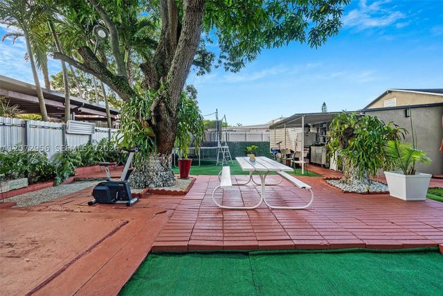 2364 SW 14th St, Miami, FL 33145