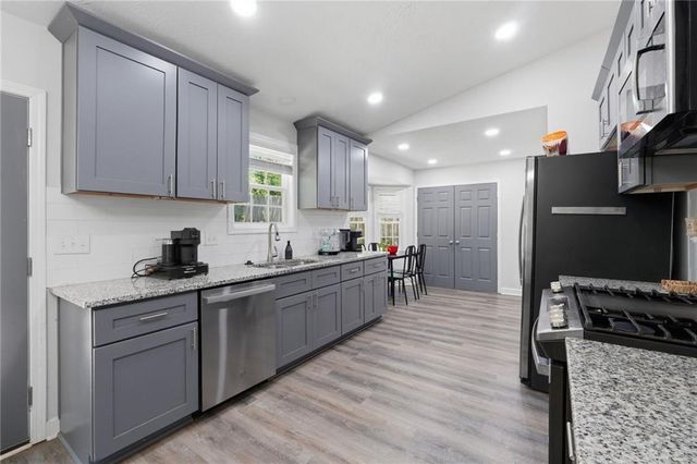 874 Fox Valley Drive, Stone Mountain, GA 30088