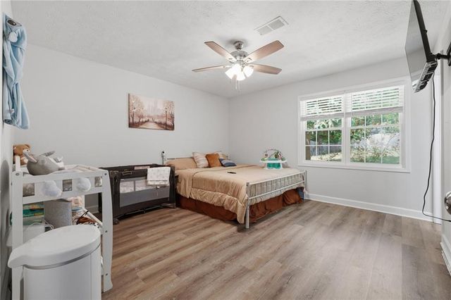 874 Fox Valley Drive, Stone Mountain, GA 30088