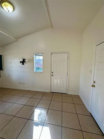 820 MARTIN L KING JR AVENUE, Lakeland, FL 33815