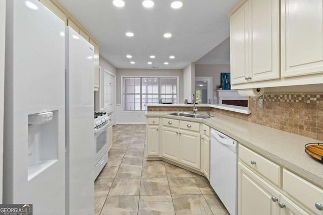 105 Grayview Court, Grayson, GA 30017