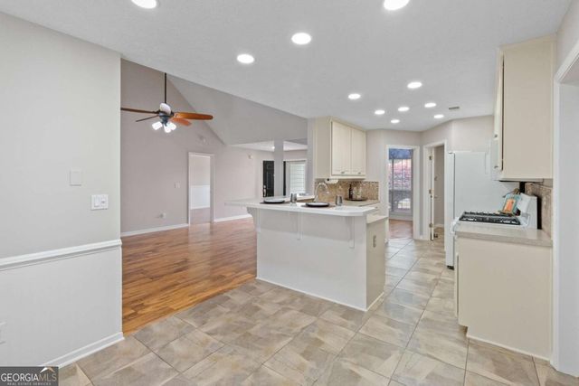 105 Grayview Court, Grayson, GA 30017