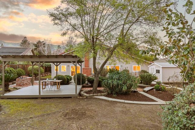 72 Amorok Way, Fremont, CA 94539