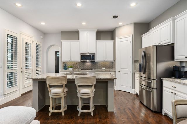 531 Sandy Lane, Flower Mound, TX 75022