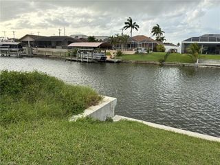 117 SE 28th TER, Cape Coral, FL 33904