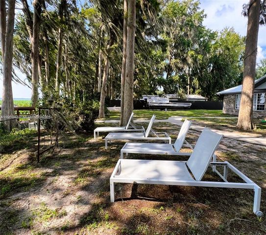 15618 SE Us Highway 301, Hawthorne, FL 32640