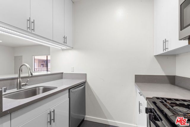 424 S Westmoreland Avenue 306, Los Angeles, CA 90020