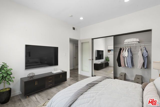 424 S Westmoreland Avenue 306, Los Angeles, CA 90020