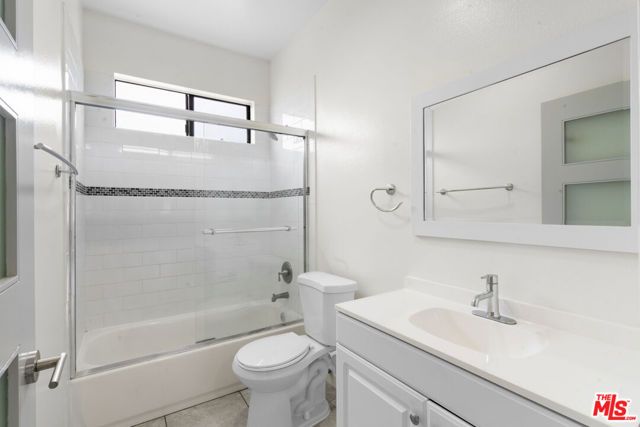 424 S Westmoreland Avenue 306, Los Angeles, CA 90020