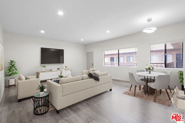 424 S Westmoreland Avenue 306, Los Angeles, CA 90020