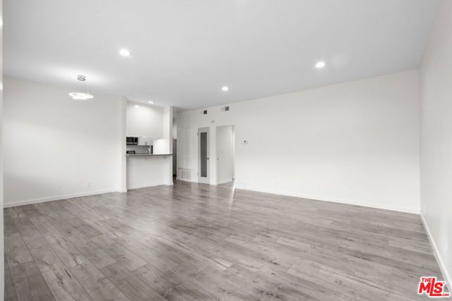 424 S Westmoreland Avenue 306, Los Angeles, CA 90020