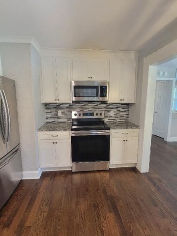 5005 Pearson Pl, Nashville, TN 37211