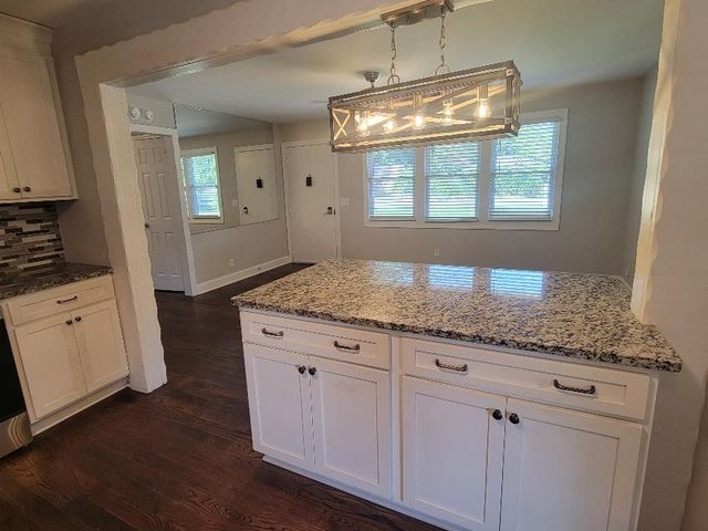 5005 Pearson Pl, Nashville, TN 37211