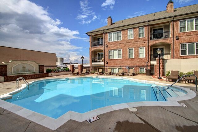 4120 Ridgefield Dr Apt 200, Nashville, TN 37205